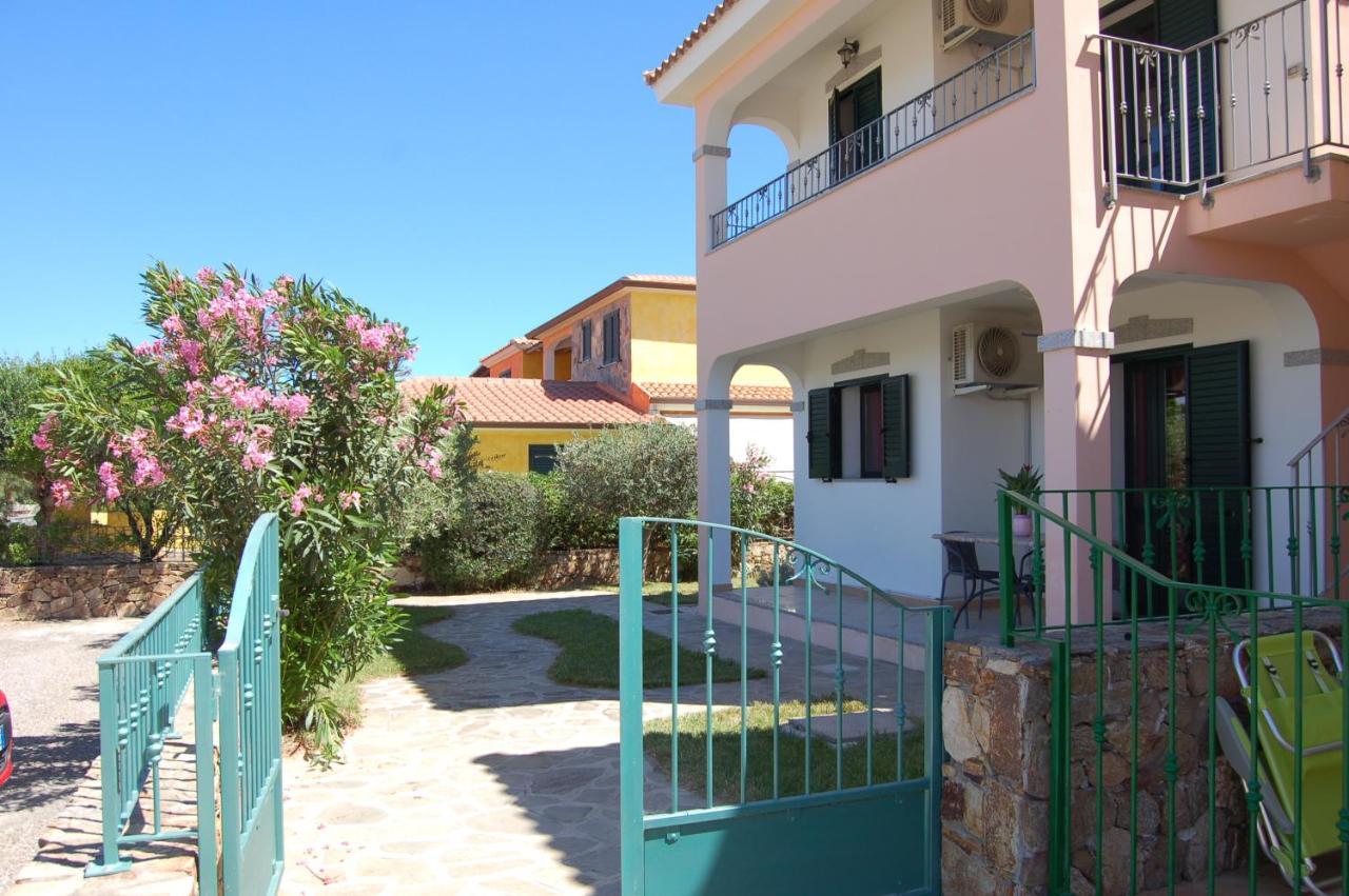 Via Costantino Apartment Budoni Luaran gambar